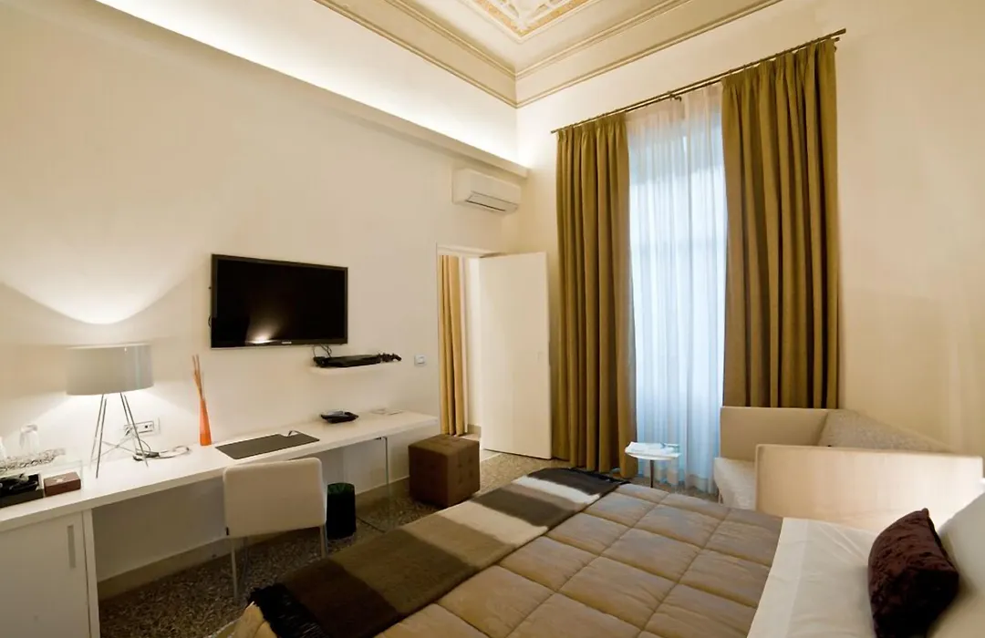 Town House Cavour-1
