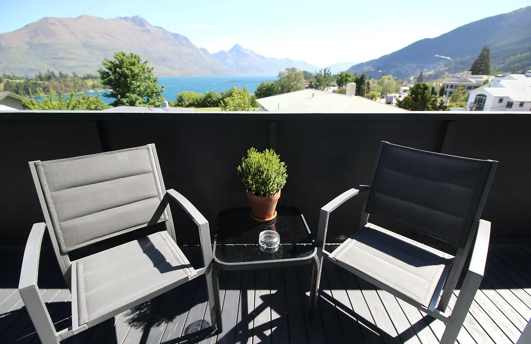 Chalet Queenstown-1