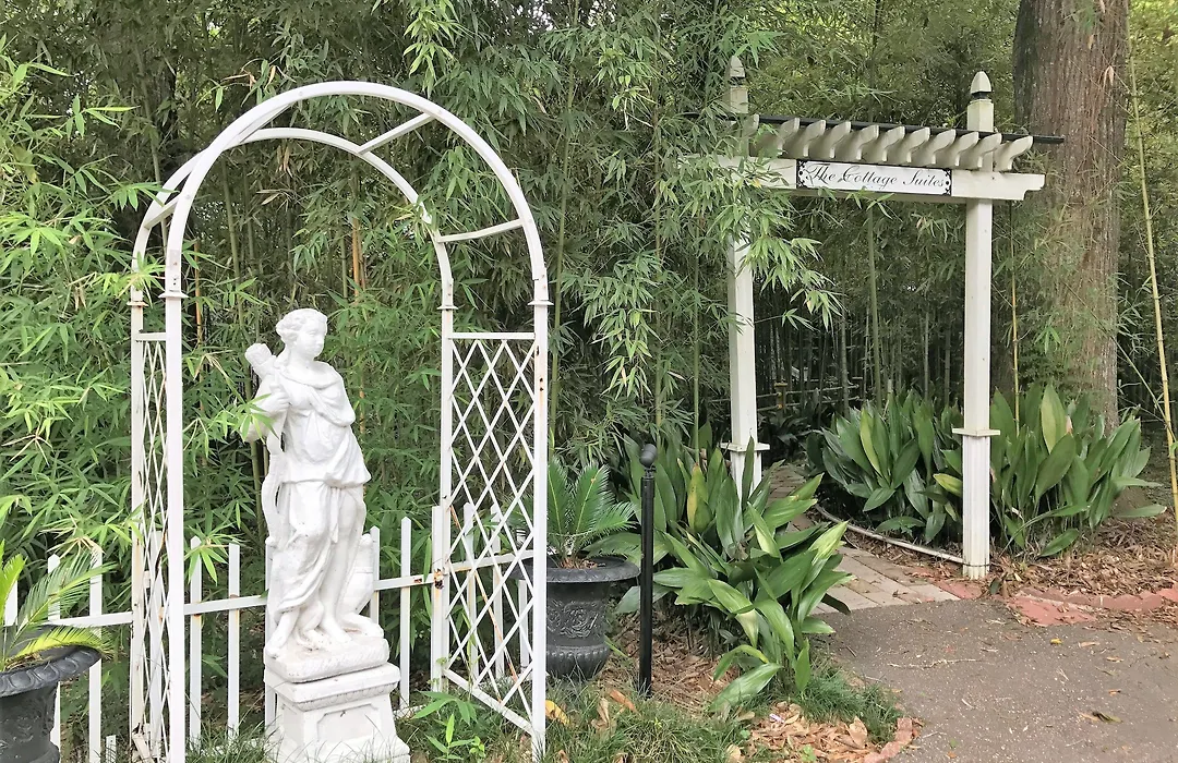Historic Michabelle Inn-1