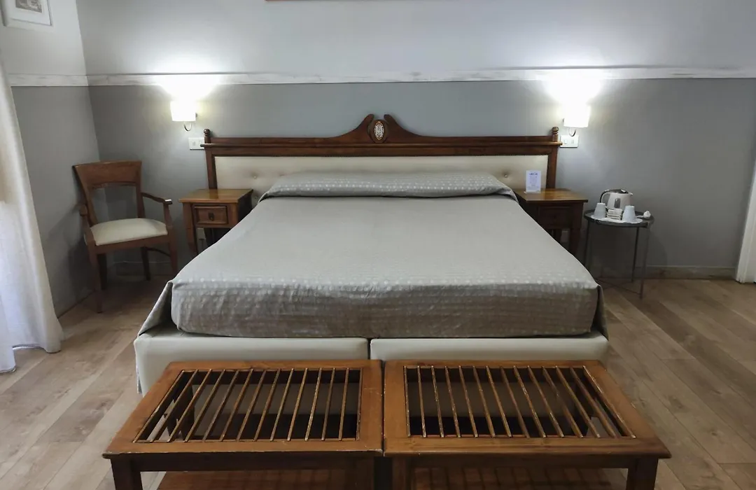 La Collegiata Guest House-1