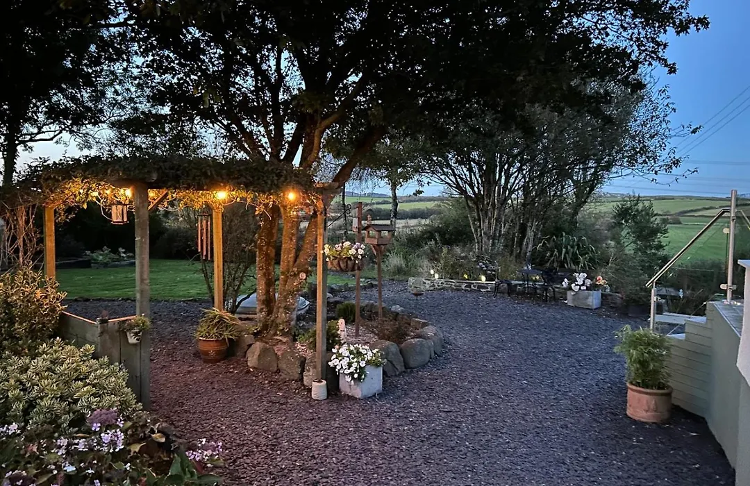 Frongaer Bed And Breakfast-1