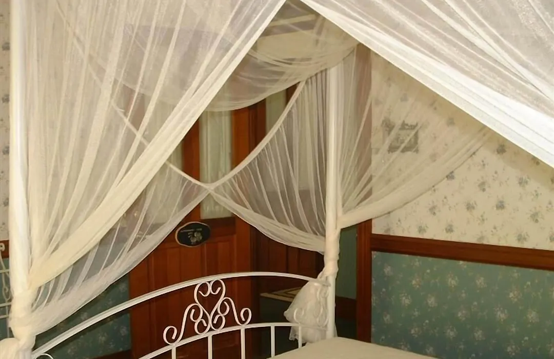 Riviera Bed & Breakfast-1