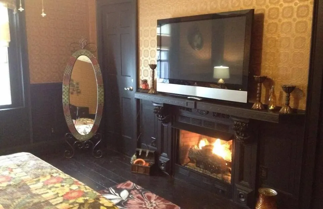 Brookside Inn At Laurens-1