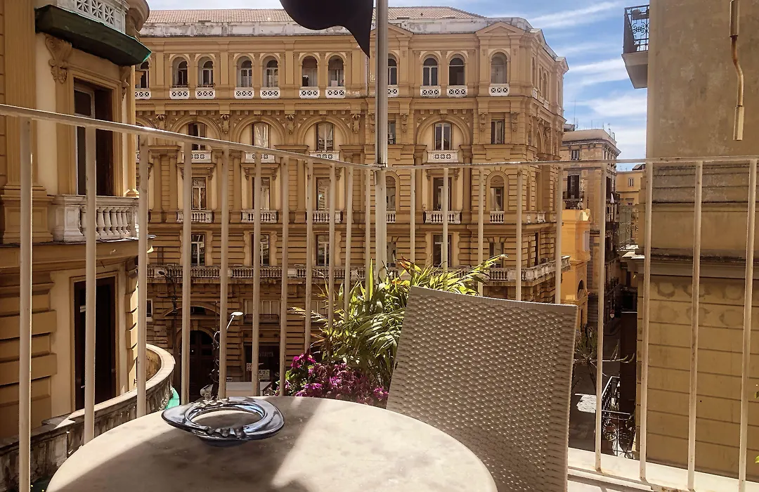B&B Quattro Palazzi Napoli Centro-1