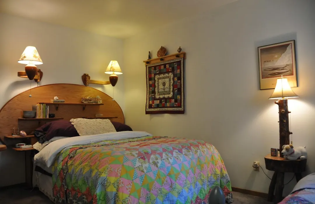 Whalesong Bed And Breakfast-1