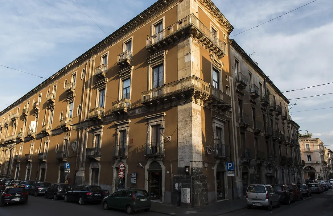 Palazzo Bruca Catania-1