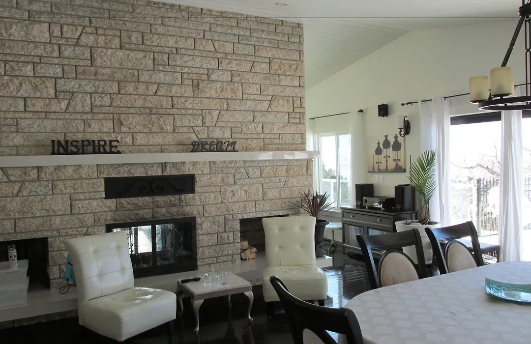 A Le Chateau Du Lac-1