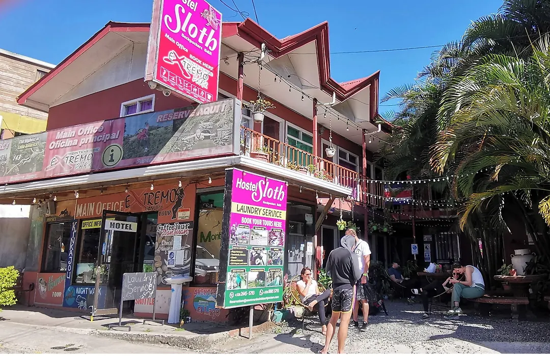 Hotel & Hostel Sloth Backpackers-1