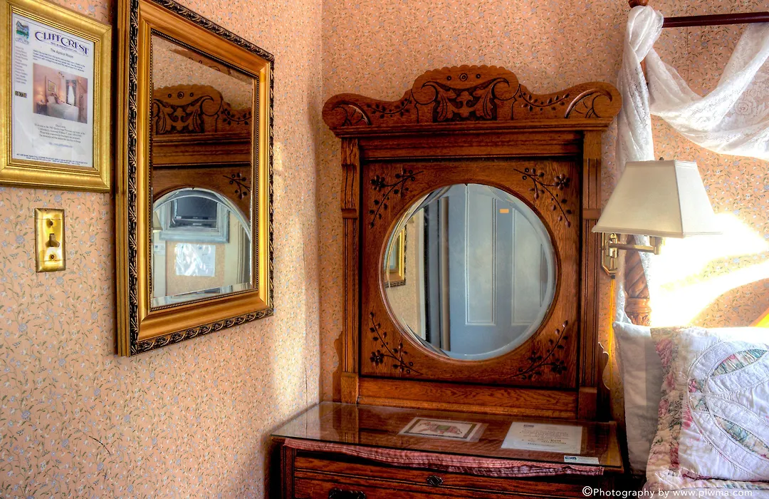 Cliff Crest Bed And Breakfast Inn-1