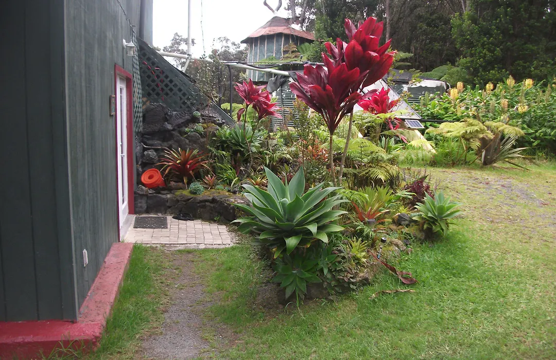 Aloha Crater Lodge-1