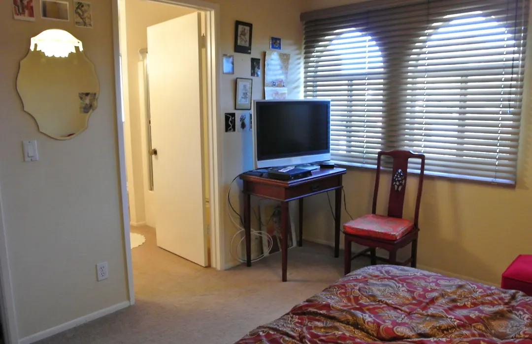 Bed And Breakfast In Hollywood Hills-1