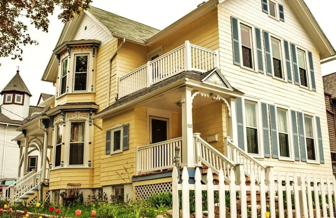 The Muse Gallery Guesthouse-1