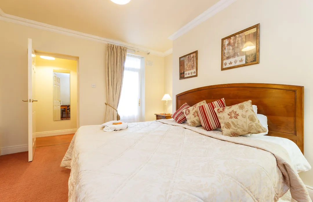 Lismar Guest House-1