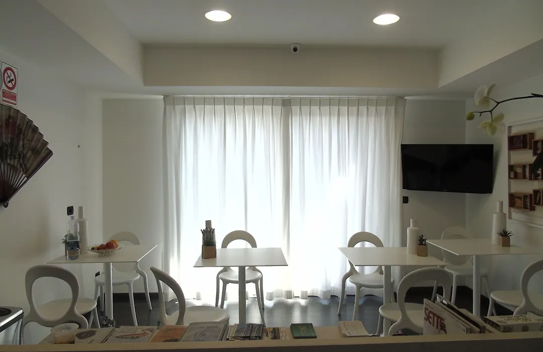 Areté Luxury Room-1