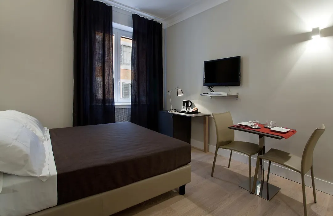 Regola Suite-1