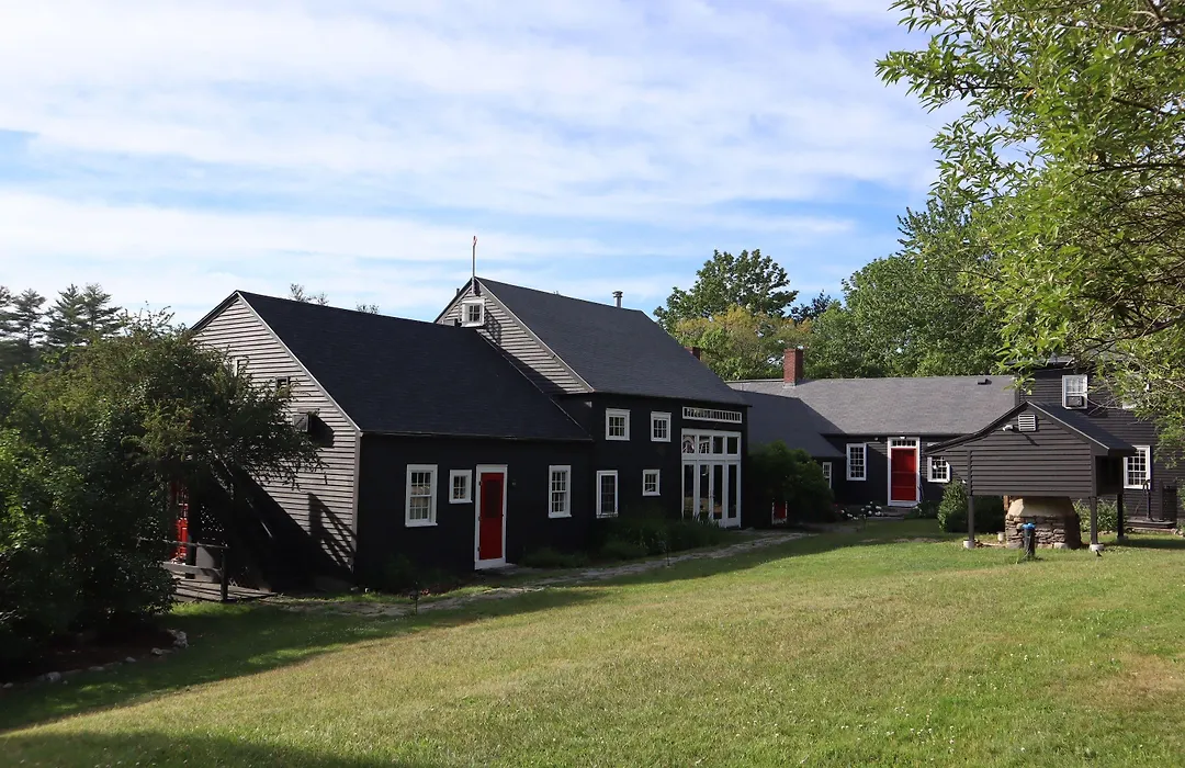 Squire Tarbox Inn-1