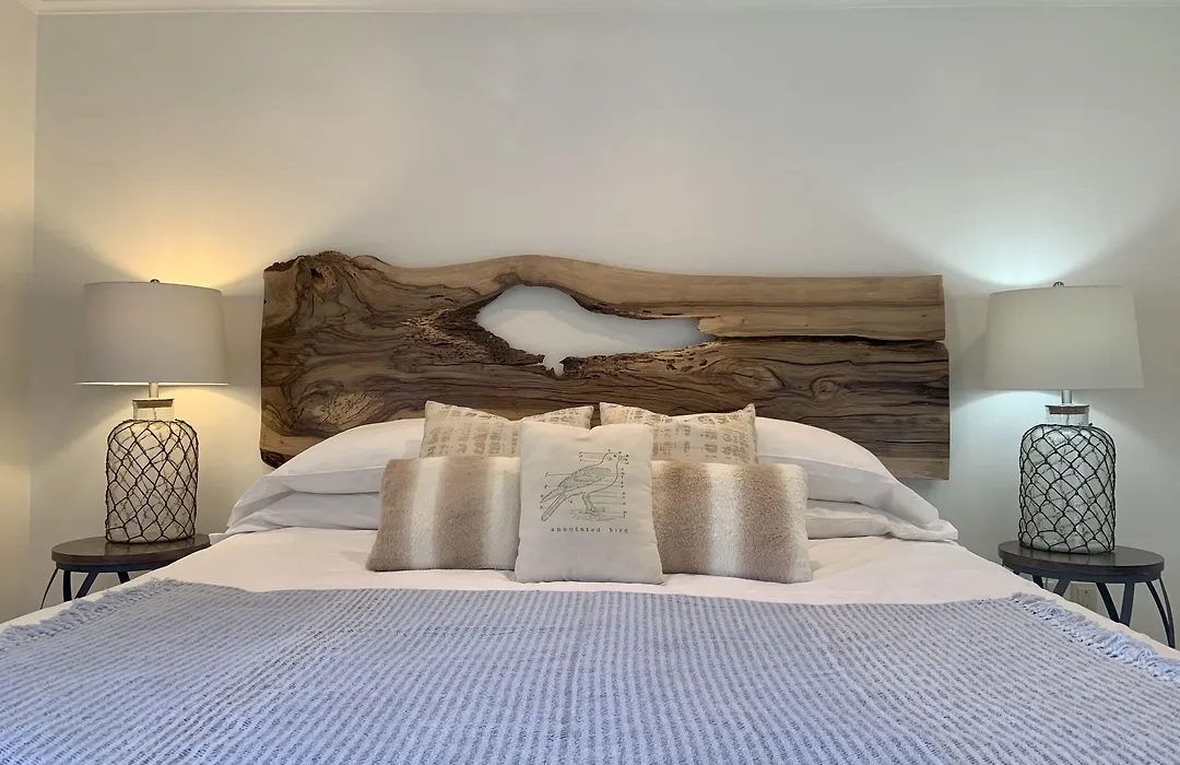 Queen Regent Bed & Breakfast-1