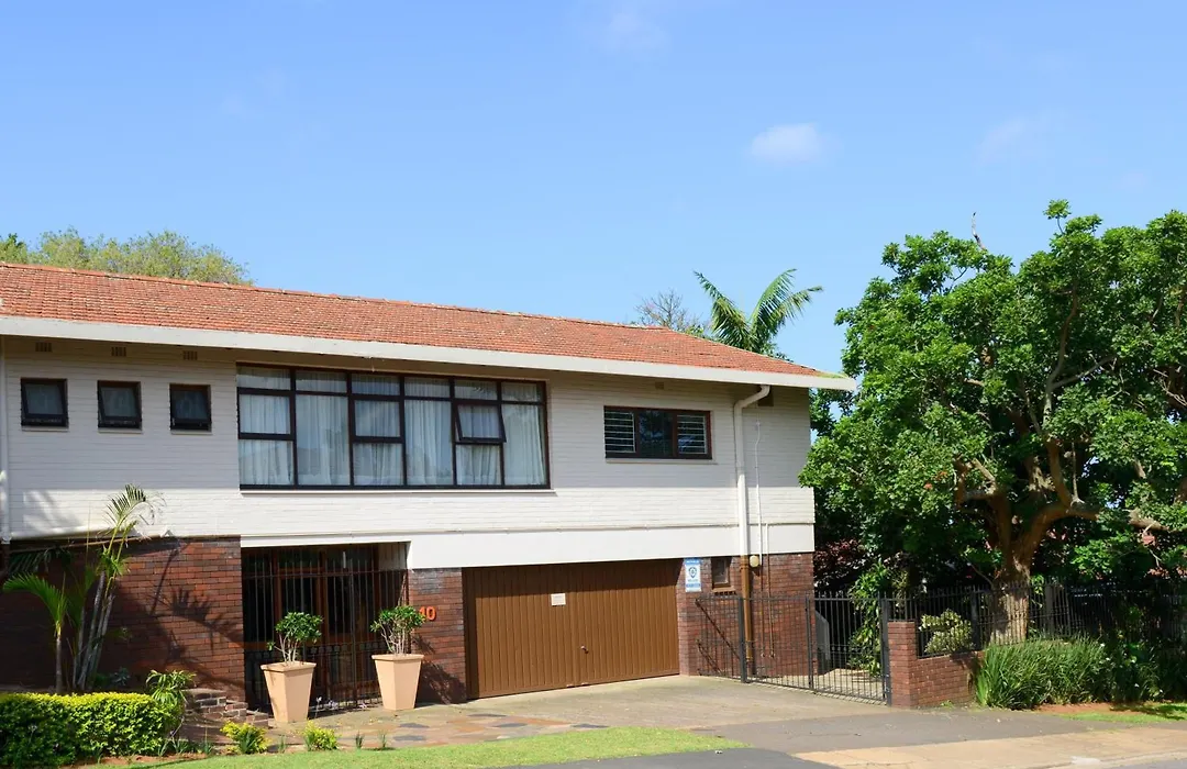 Oliveroom Self Catering And B&B-1