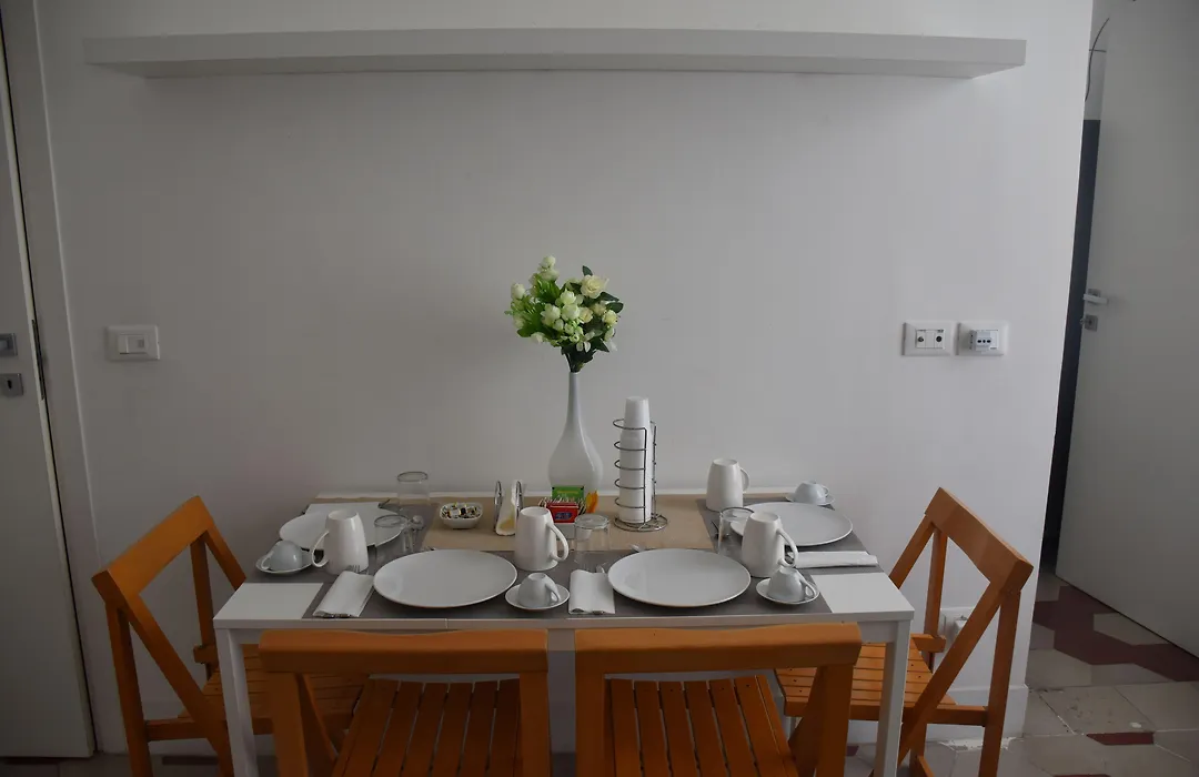 Rhegion B&B-1