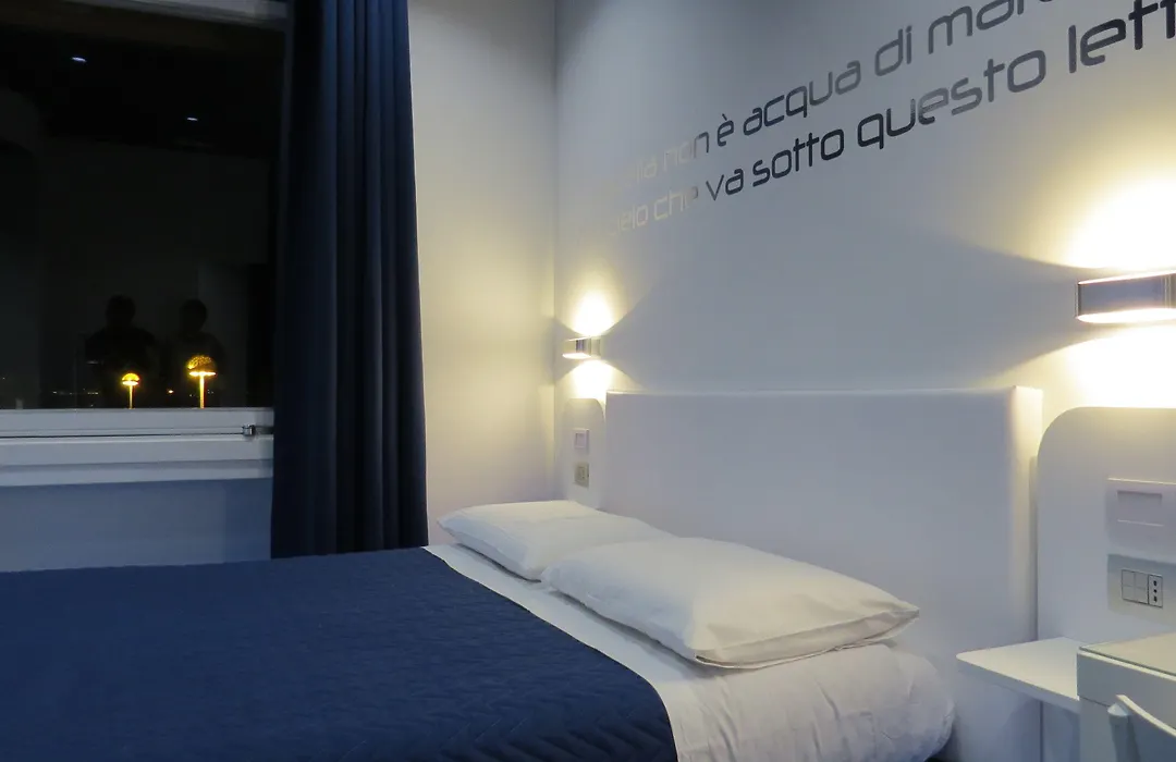Skyhouse Beverello-1