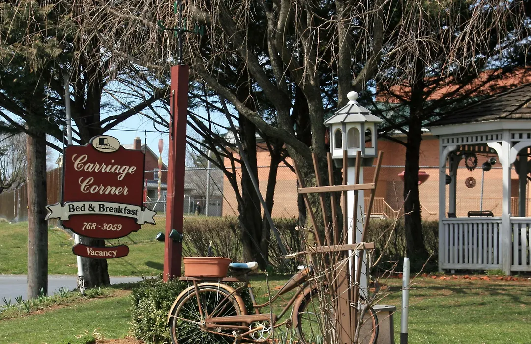 Carriage Corner Bed & Breakfast-1