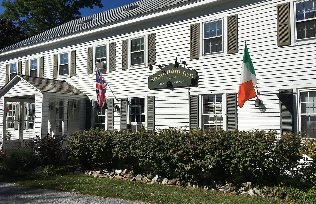 Shoreham Inn Bed & Breakfast-1