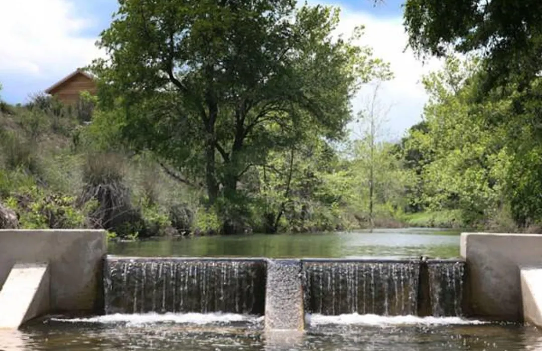 City On A Hill At Spring Creek-1