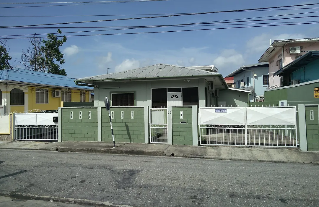 Woodbrook On The Avenue-1