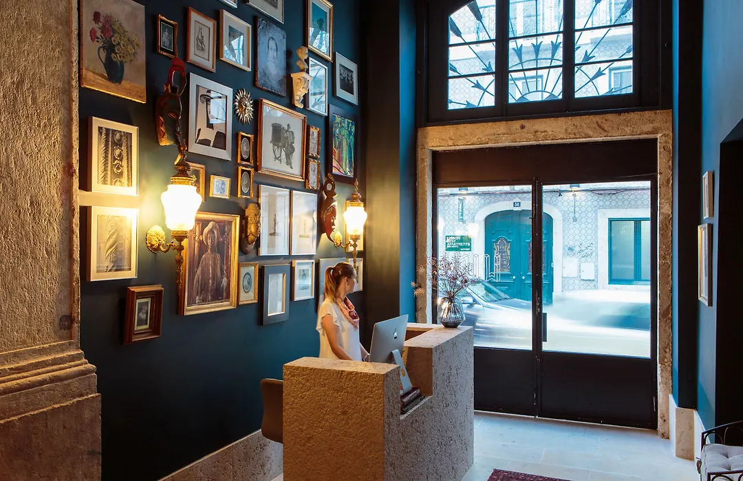 Dear Lisbon - Gallery House-1