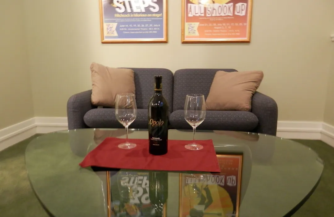 Pigeon Creek Inn - Adults Only-1