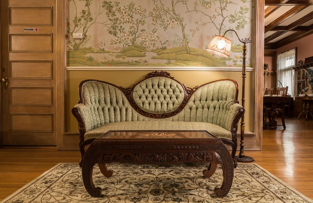 Ringling House Bed & Breakfast-1