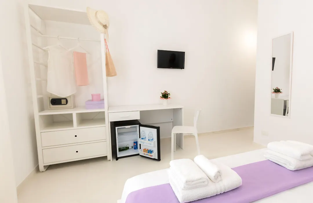 Hybla Major B&B-1