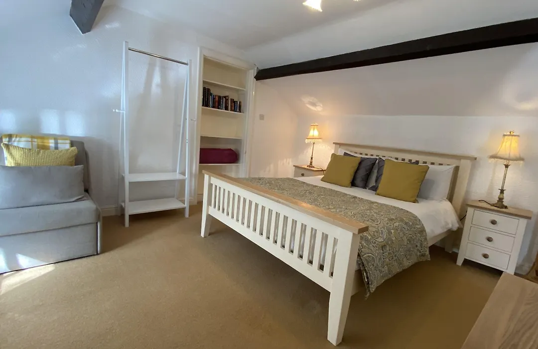 The New Inn-1