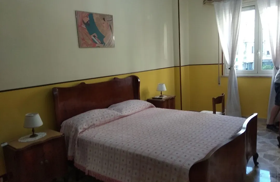 Tilde B&B-1