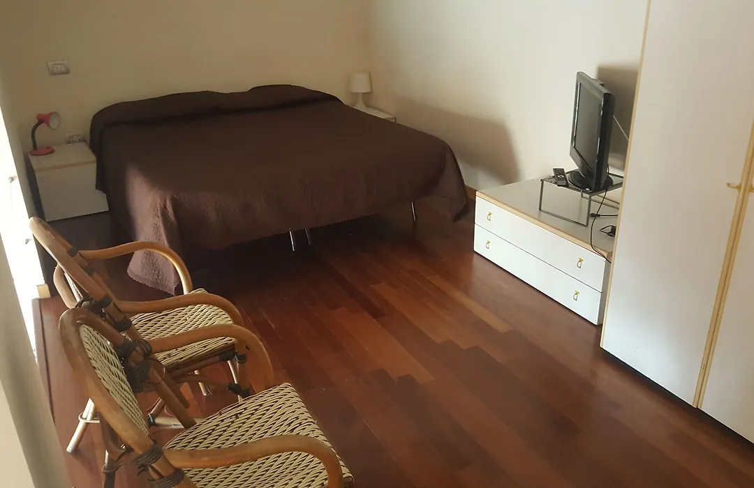 B&B Miseria E Nobilta'-1