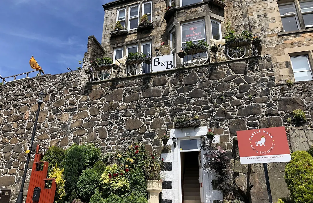 Castle Walk Bed & Breakfast-1