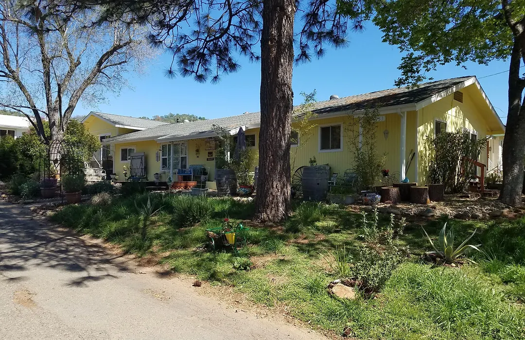 Yosemite Plaisance Bed & Breakfast-1