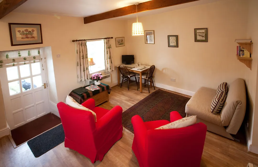 The Cottage At Weston Lawn-1