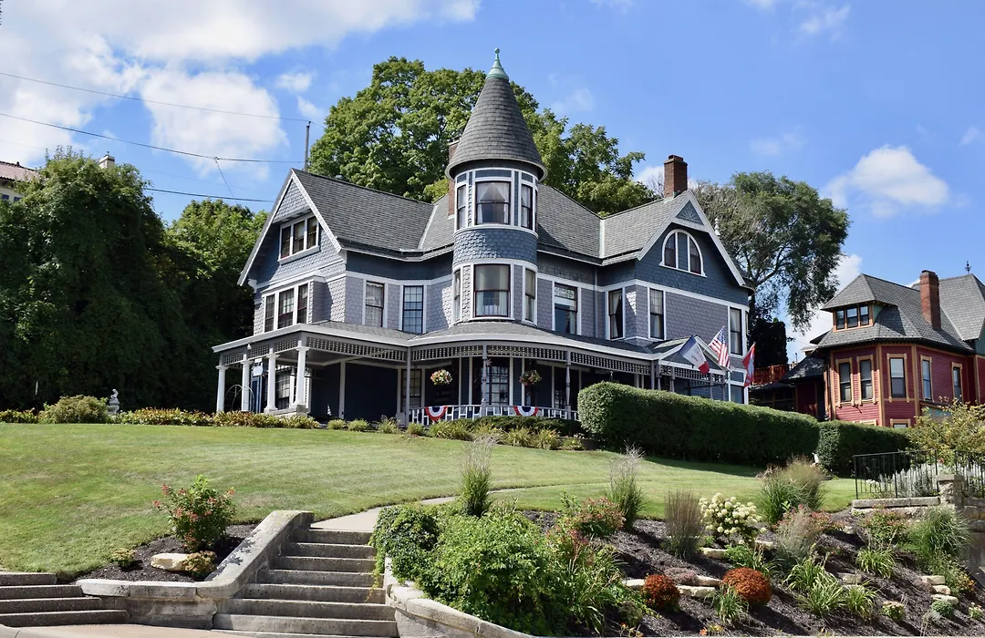 The Hancock House Bed & Breakfast Inn-1