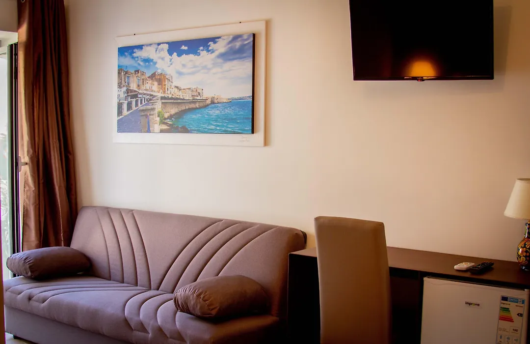 B&B Ninfeo Siracusa - Rooms & Breakfast-1