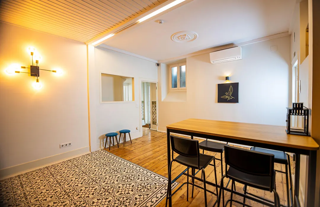 Vago Alcantara Suites-1