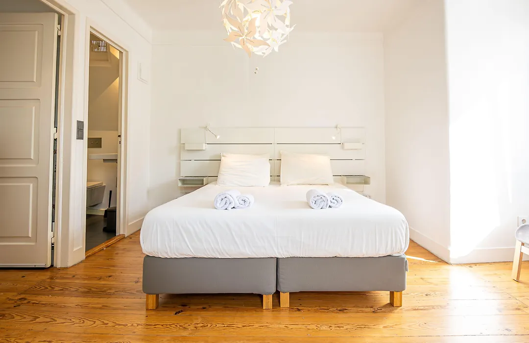 Vago Alcantara Suites-1