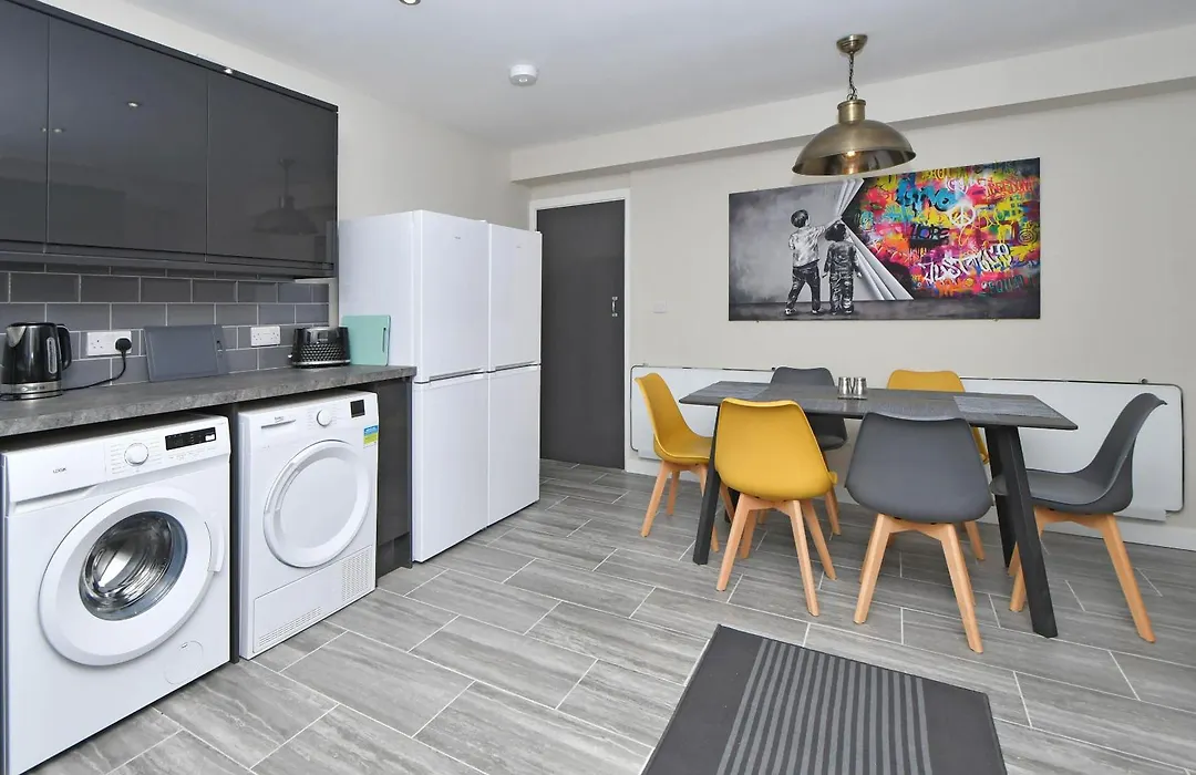 Townhouse @ Alton Street Crewe-1