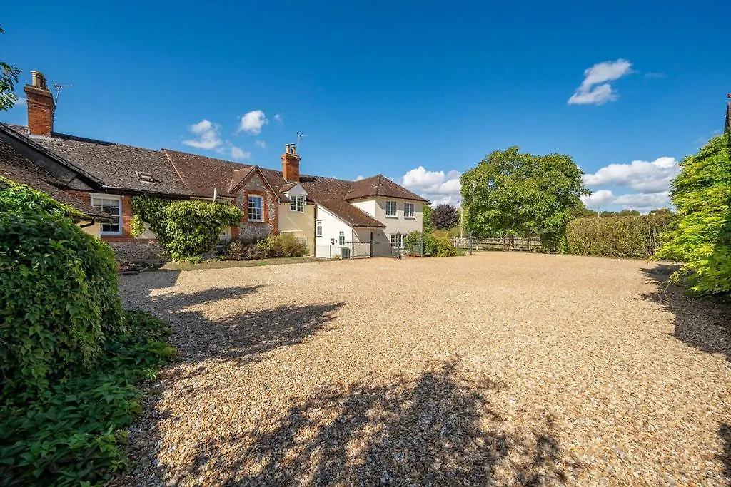 Cleaver Cottage-1