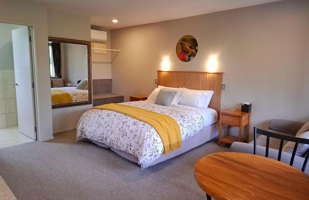Blue Ridge Studios And Bed & Breakfast-1