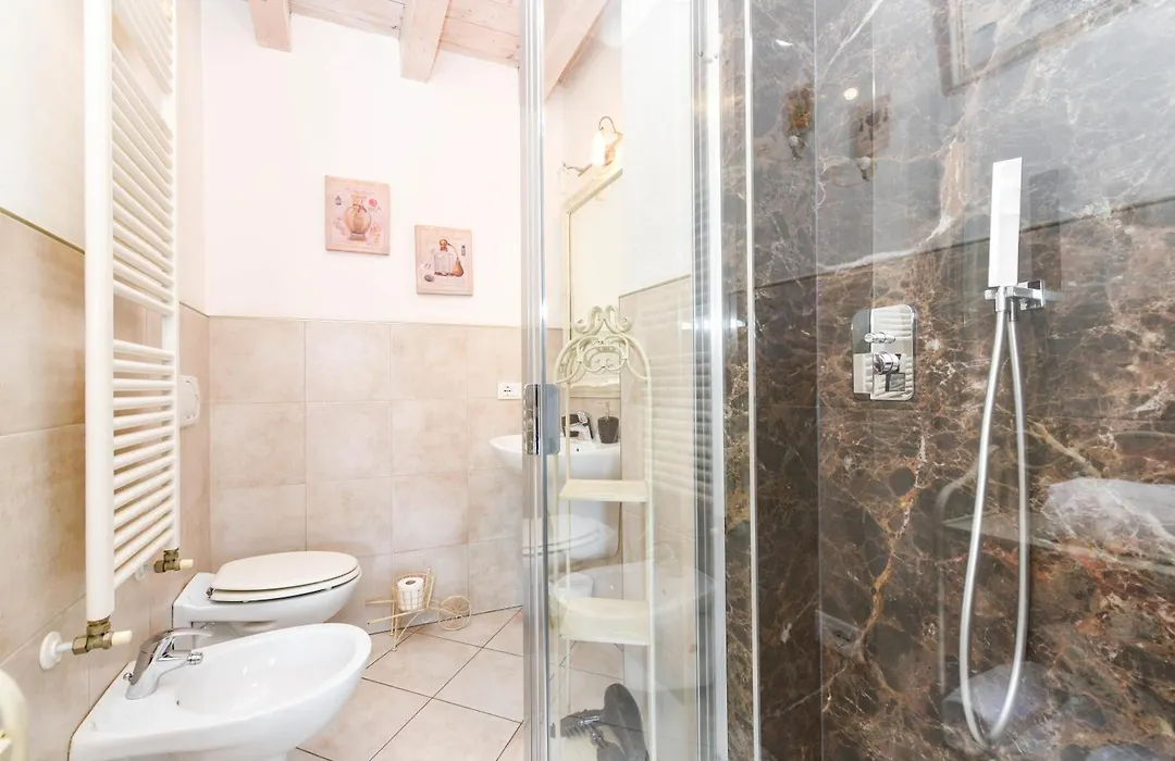 Le Reve - Lake View Rooms-1