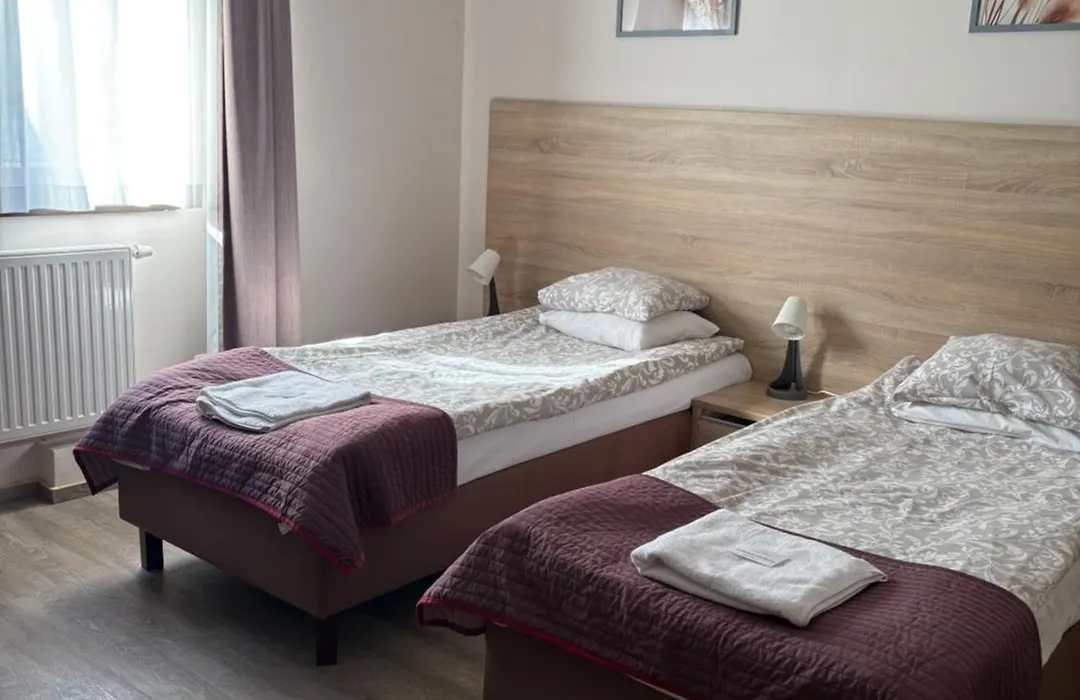B & B Tomula-1