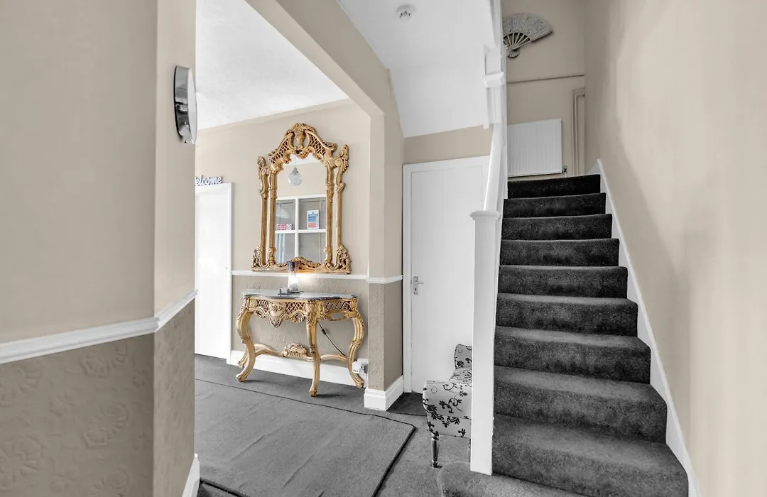 Mallowview Guest House - Cleethorpes - Great Stays For Contractors Or Family Holidays-1
