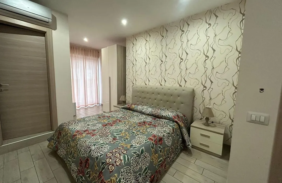 La Suite-1