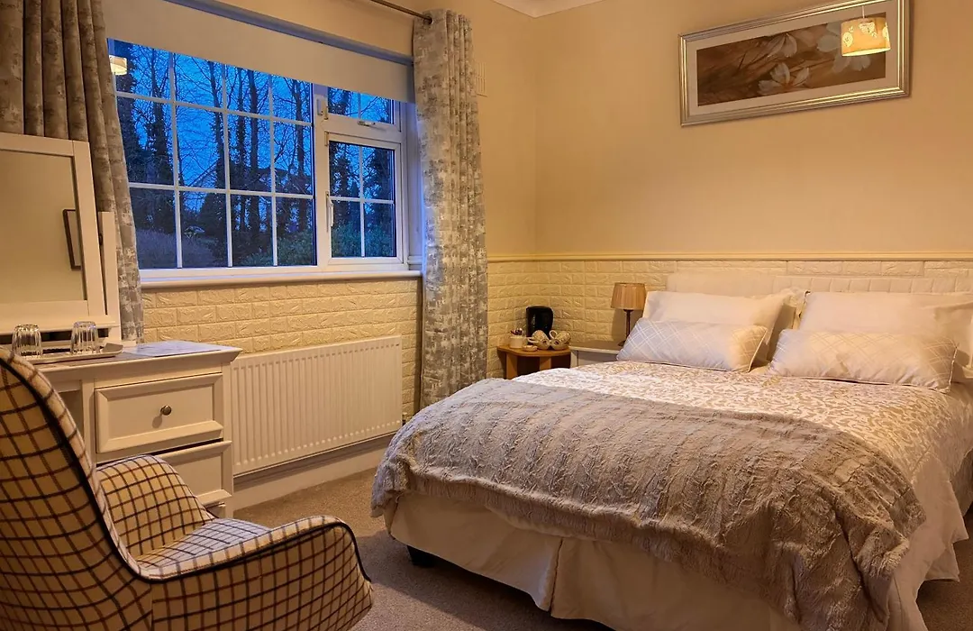 Inglewood Lodge B&B-1